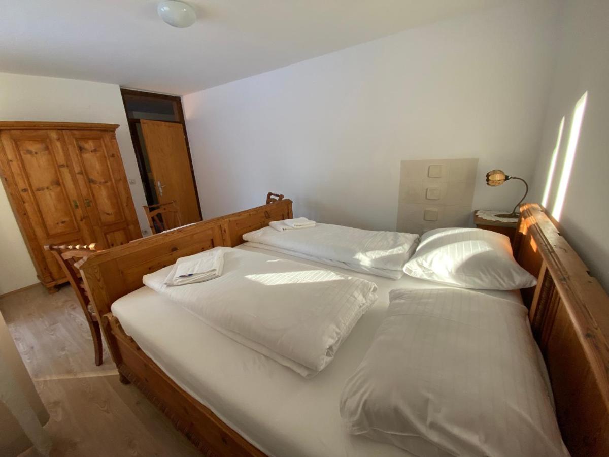 Haus Im Gruenen Apartment Saalfelden ภายนอก รูปภาพ