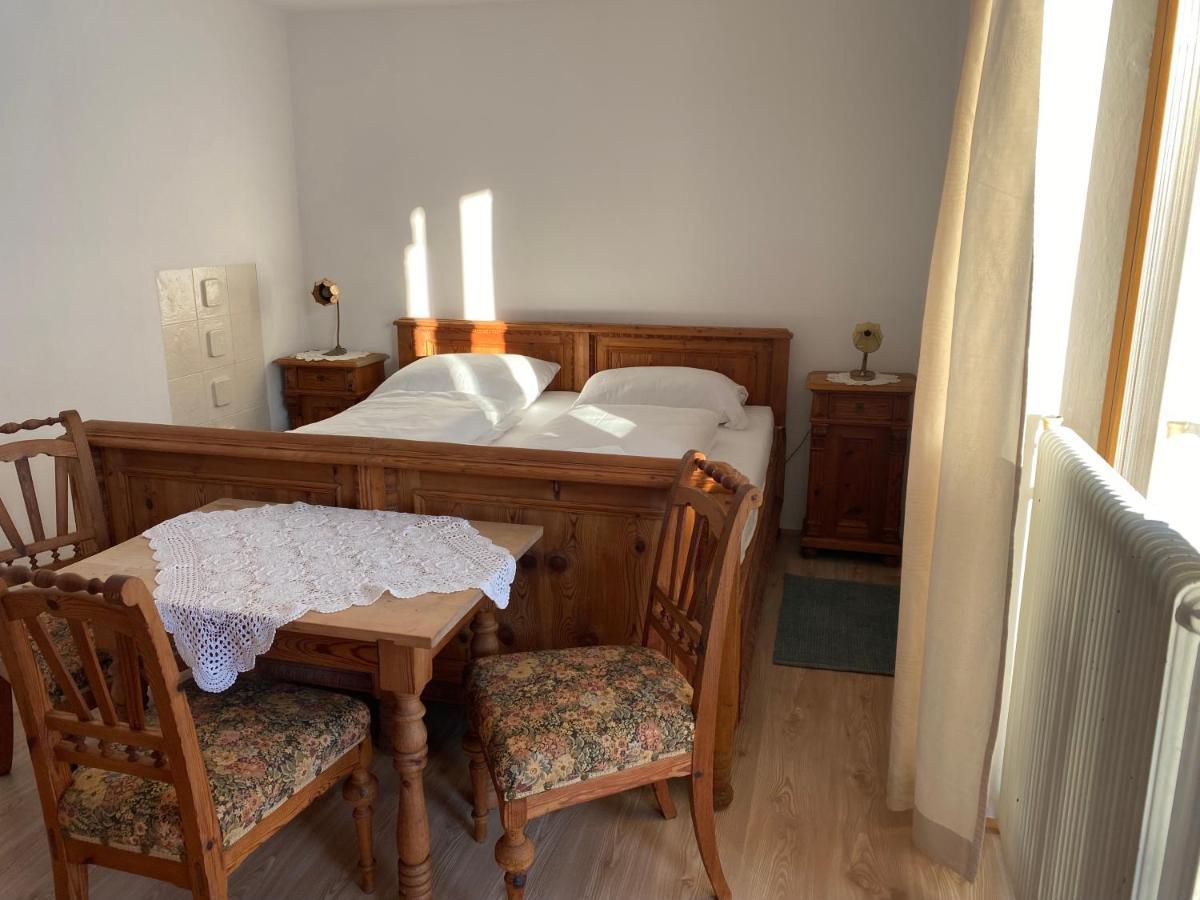 Haus Im Gruenen Apartment Saalfelden ภายนอก รูปภาพ